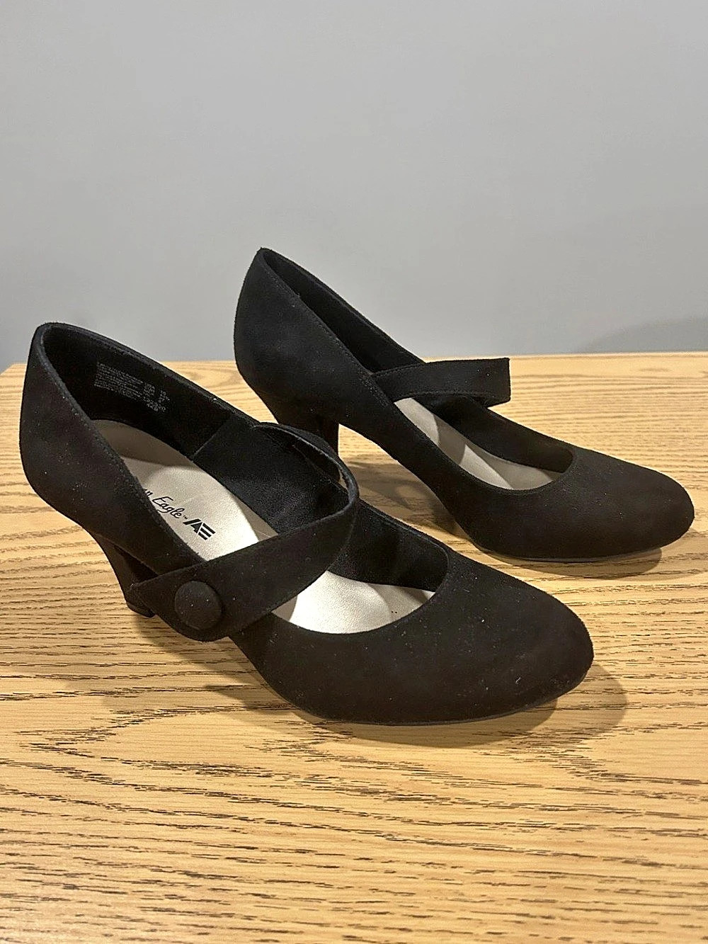 American Eagle Mary Jane Heels